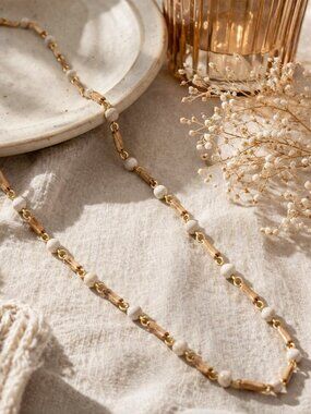 Vintage-Inspired 18" Wood & Round Beads Necklace